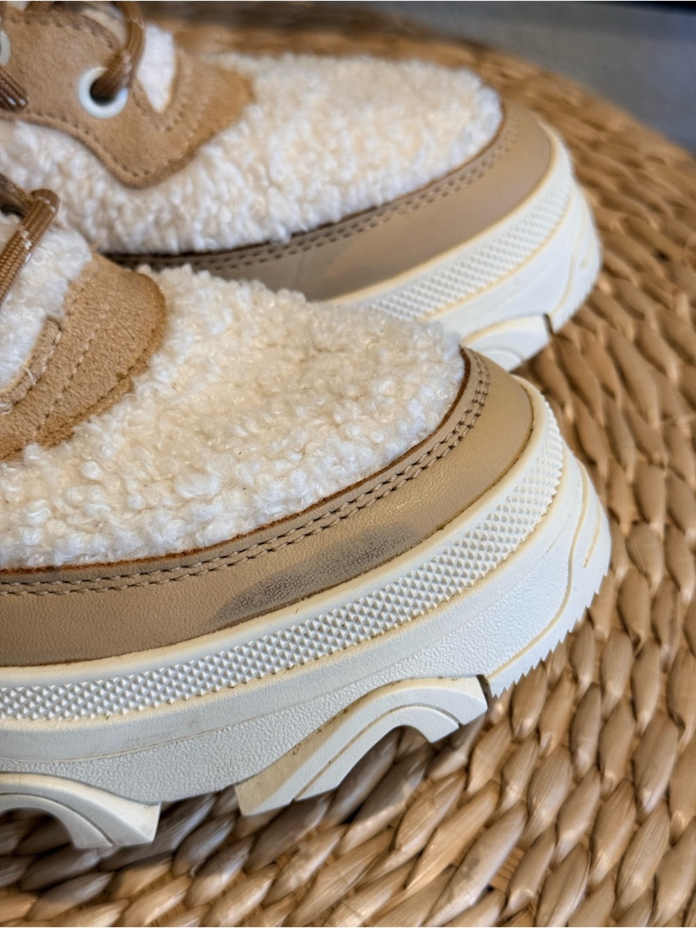 Sorel Women's Cream and Tan Sherpa Lace-Up Boots - Picture 3 of 9